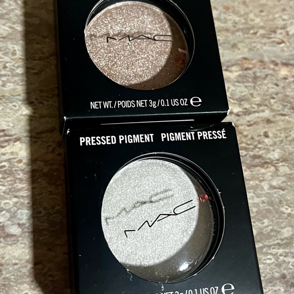 MAC Cosmetics HTF Pressed Pigment Eyeshadow Duo — Blonde Streak & Angelic - Picture 9 of 16